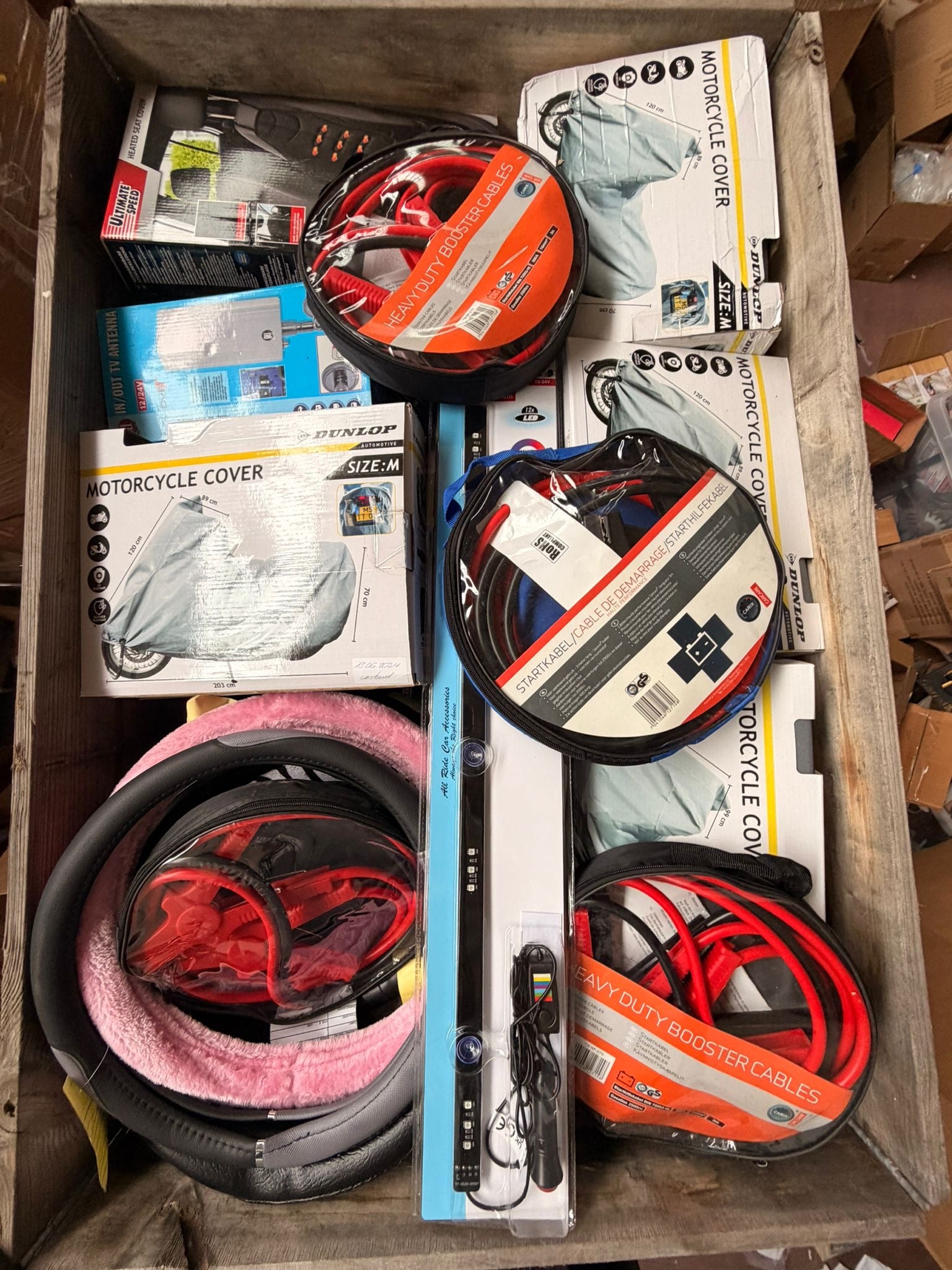 🚗 PALLET ACCESSORI AUTO, MOTO E CAMION – SUPER OCCASIONE! 🚛