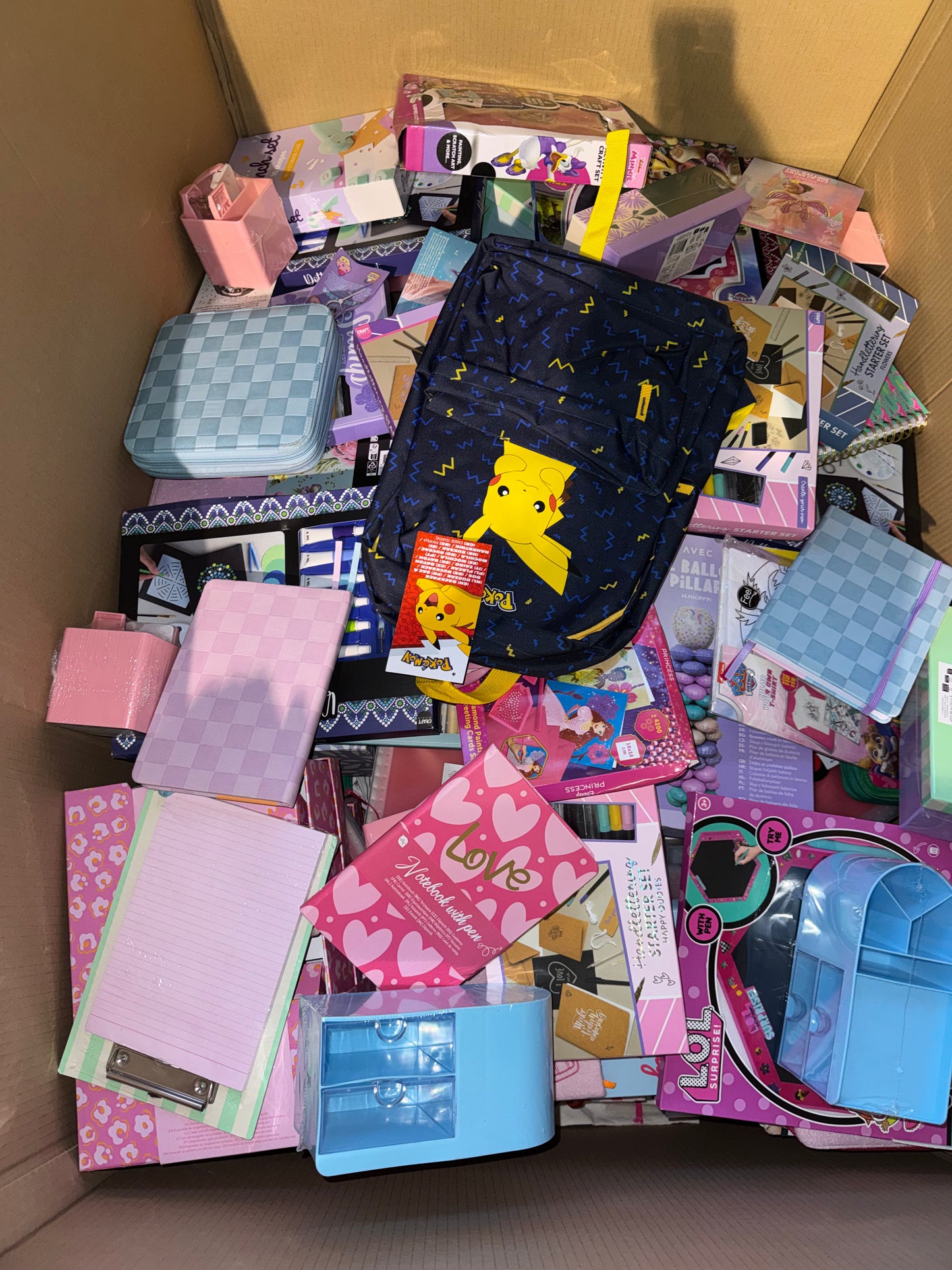 📚 PALLET CARTOLERIA – 500 PEZZI A PREZZO BOMBA 🔥